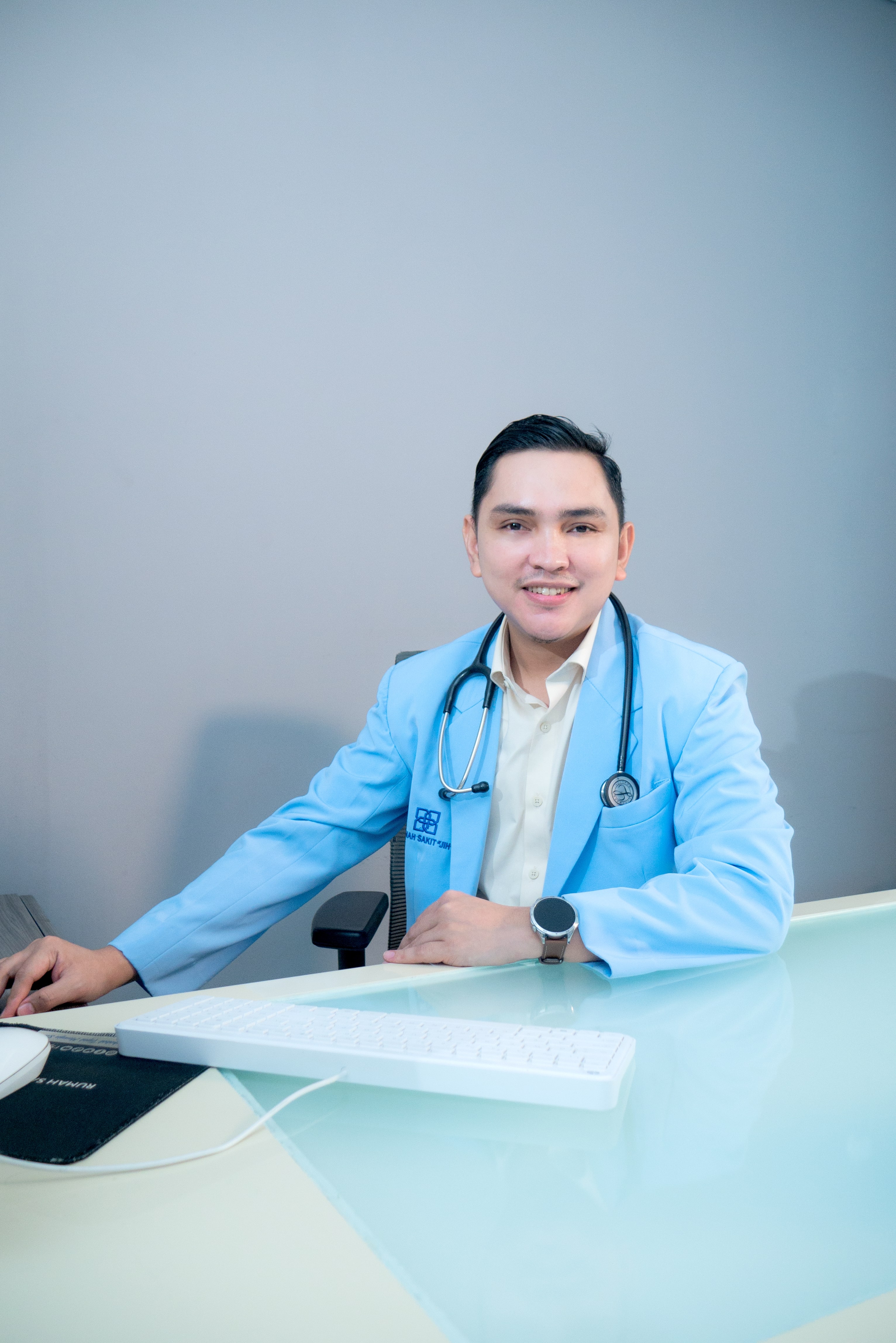 dr. Ahmad Akbar, Sp.PD — Journey 4-6